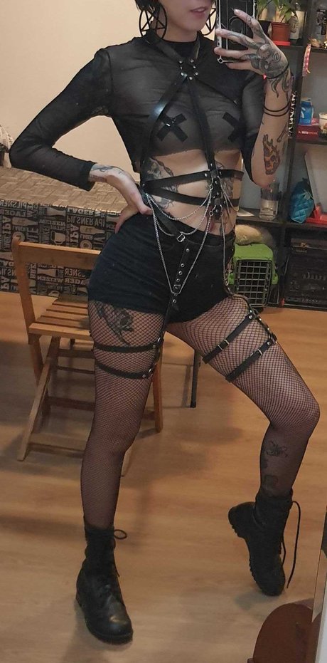 Akira Kichii model pornographic pics