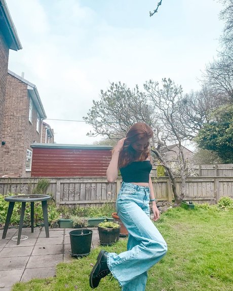 Kay Proctor perfect model image