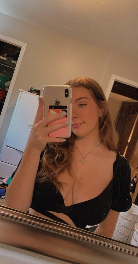 Haiden Taylor_ star exclusive photo