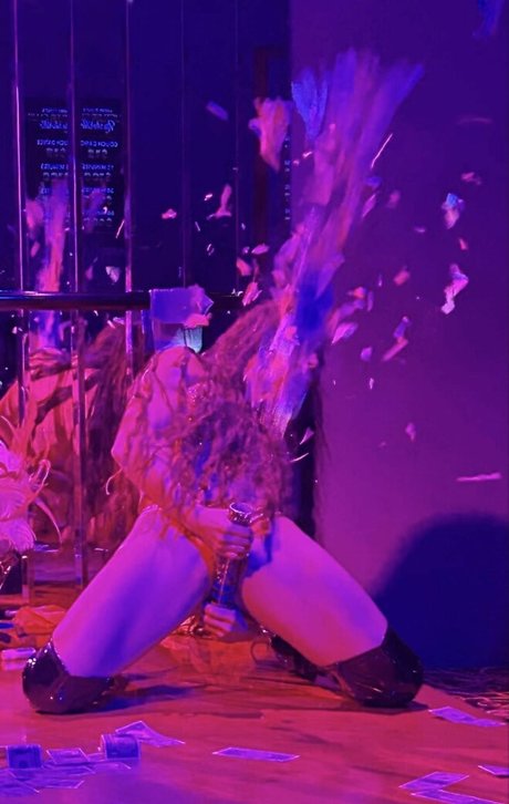 Shar Zayn best actress image