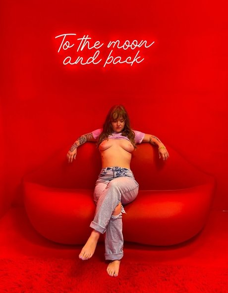 imhayliexo pornographic actress pic