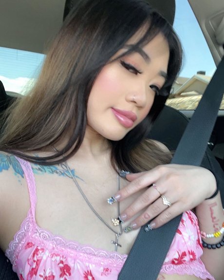 blowxqueen star erotic pictures