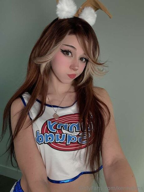 Kennakins model top pictures