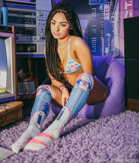 Devenityy star top pictures