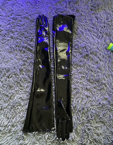 elfspitfree exclusive star pictures