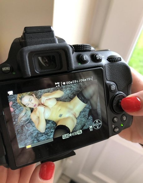 Amberjadevip star best pic