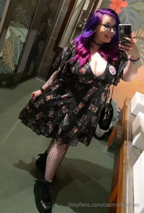 Cosmicbunnixo free actress photos