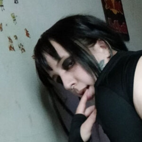 Kami Aishi hot pornstar pic