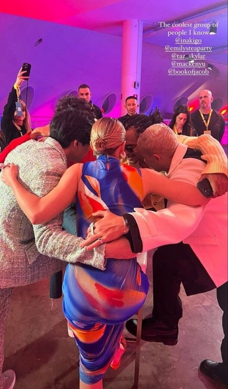 Emily Rudd pornstar nude galleries