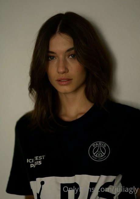 Julia Gauly star free pic