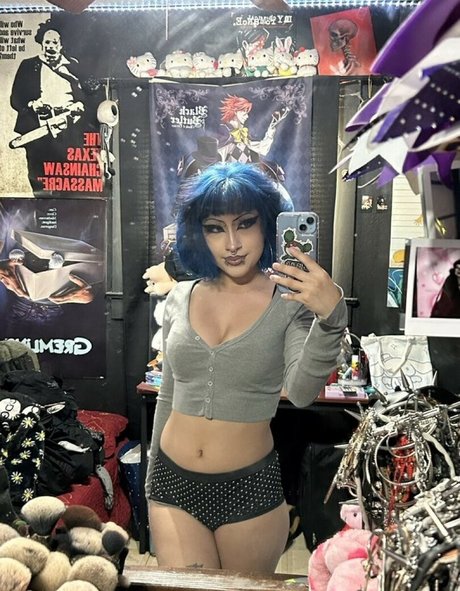 lasaddgirl_ perfect model photo