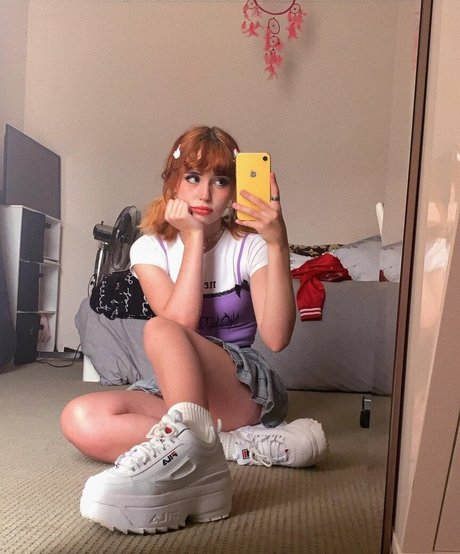 Mia Rodriguez erotic pornstar gallery