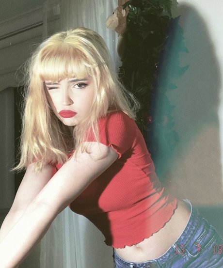 Mia Rodriguez sexy actress picture