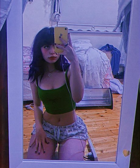 Mia Rodriguez model sex photo