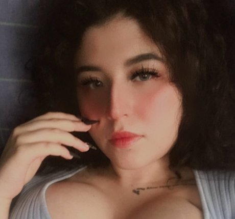 Samantha Fernandez top star photos