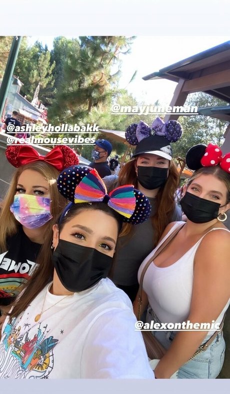 twin onlyfans sexy nude pictures