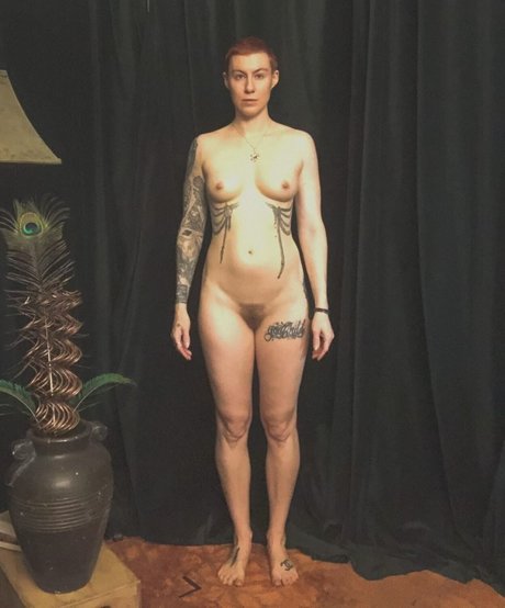 Comicbookgirl19 sexy actress gallery