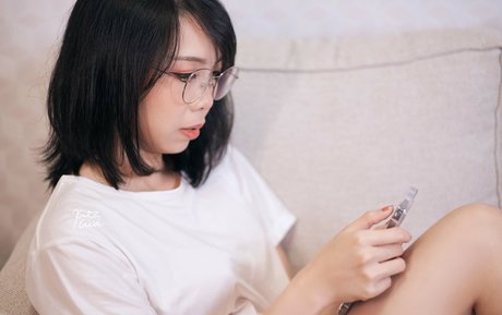 KitzCua model nudes img