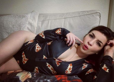 Kat Gunn star adult pics