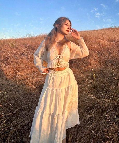 Arine Kim pornstar exclusive pictures