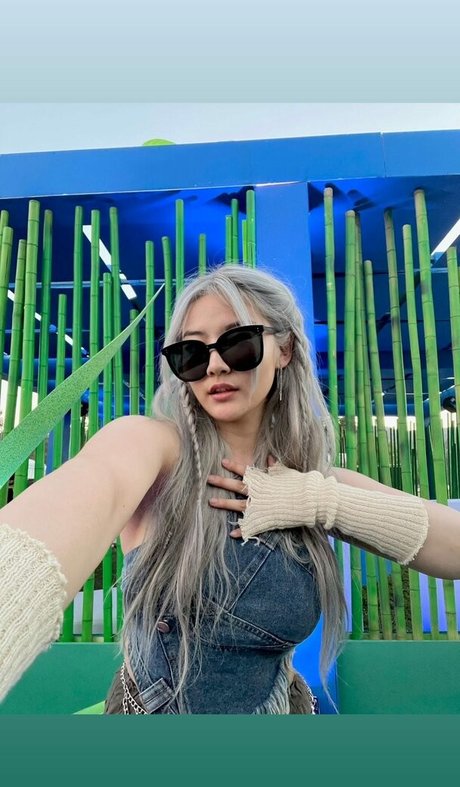 Arine Kim model top pic