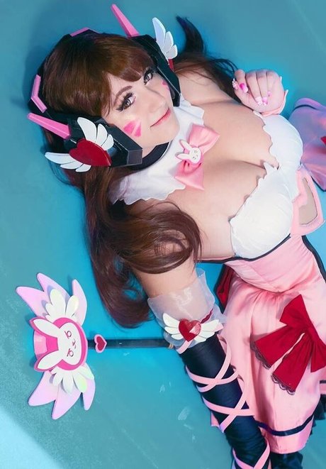 Renata Melo star pretty picture