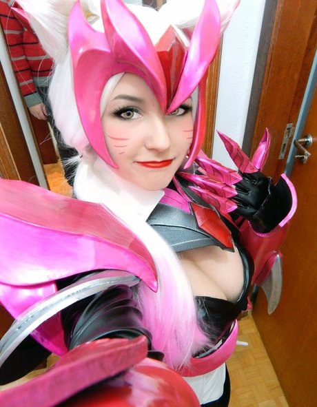 Renata Melo exclusive star img