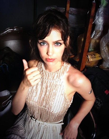 Stefanie Joosten star porn pics