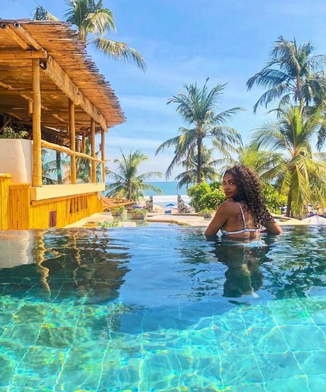 Sydeon xxx actress gallery