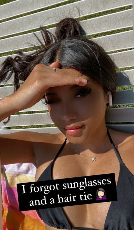 SassySounds ASMR erotic actress gallery