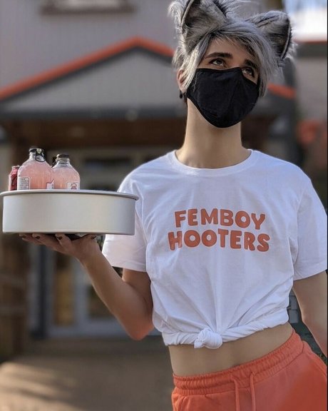 FemboyPup free star photo