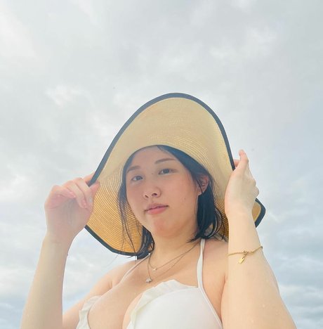 Starsmitten porn model archive