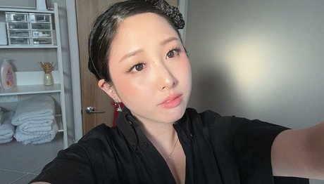 Starsmitten model sexy archive