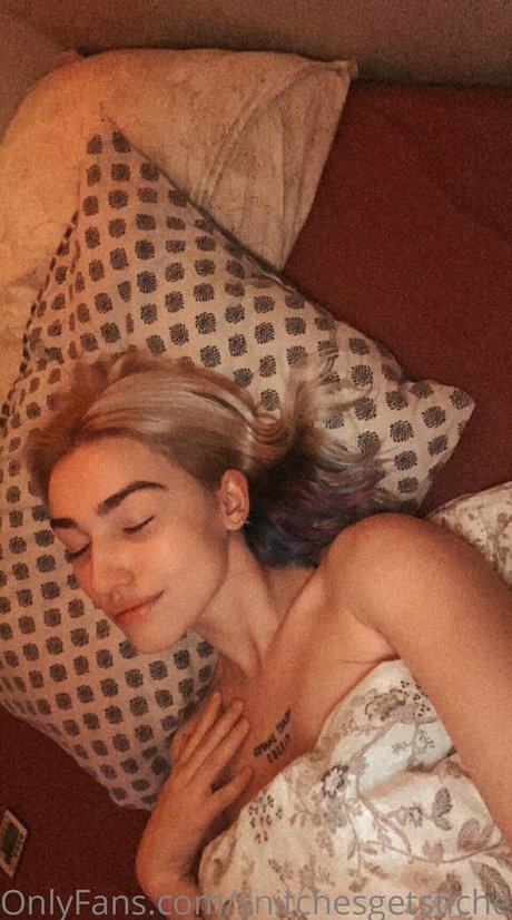 snitchesgetstiches exclusive star photos