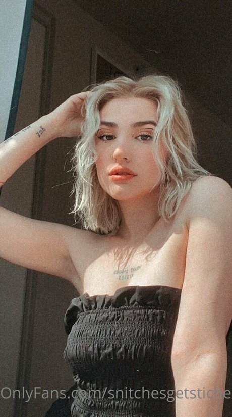 snitchesgetstiches pretty actress pic