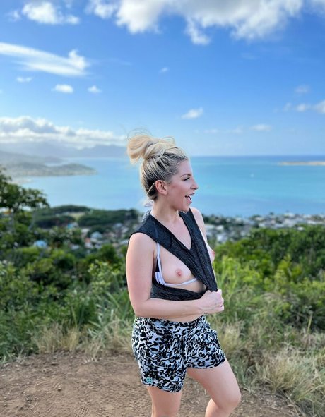 Ashley Fires star nice img