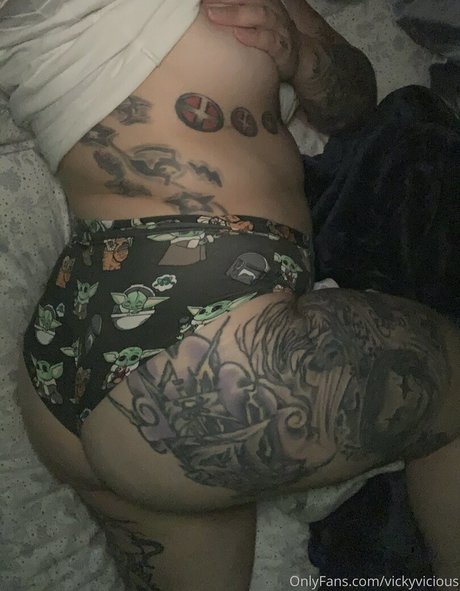 vickyvicious naked star pic