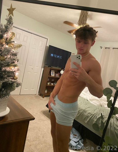 taylorsfree nudes pornstar image