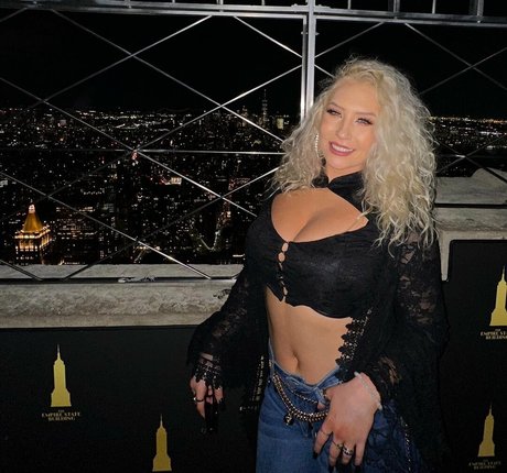 Nikkita Lyons pornstar best picture