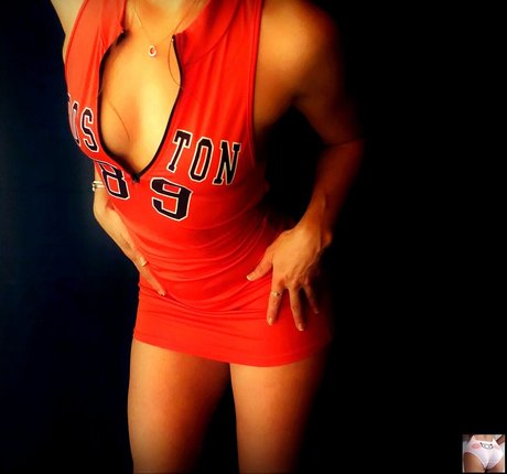 Socola s Universe model nude image