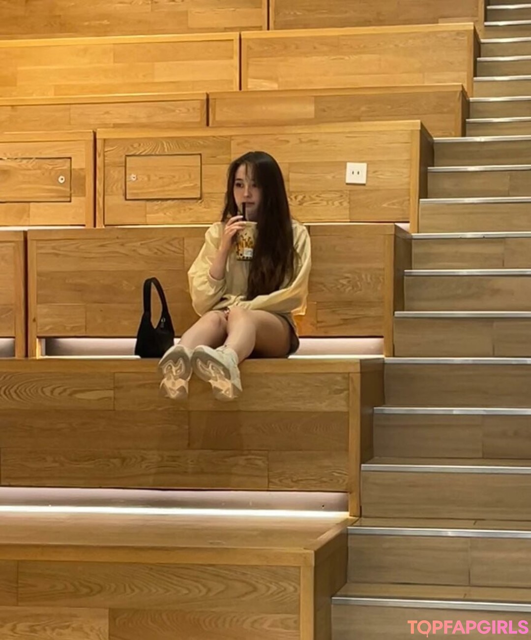 Tinakitten hot pornstar img