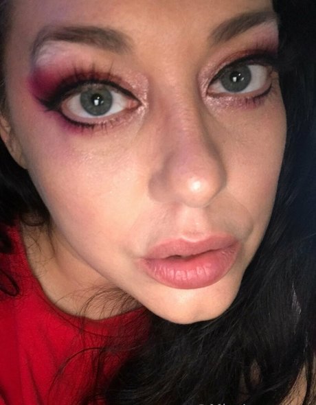 missleanalee star beautiful pics