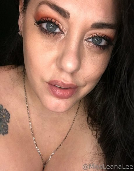 missleanalee pornstar nude archive