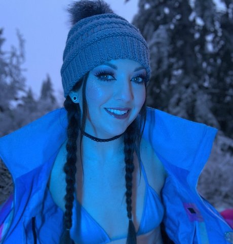 Sydabee pornstar xxx gallery