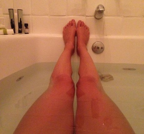 Yvonne Strahovski Profile pic