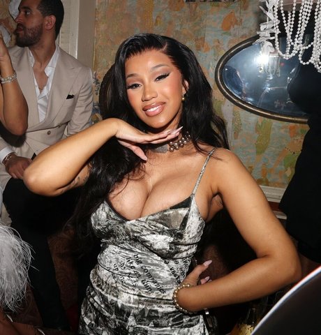Cardi B model nude img