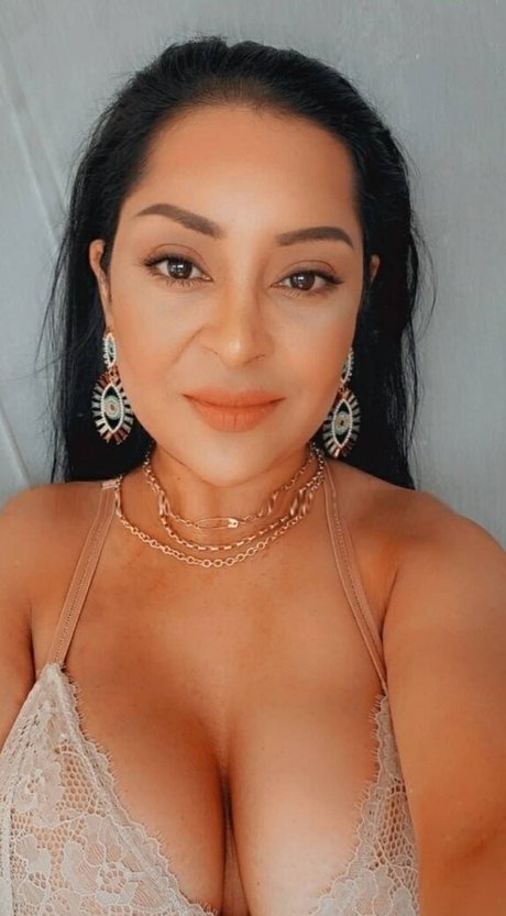 Michelle Miele hd pornstar pictures