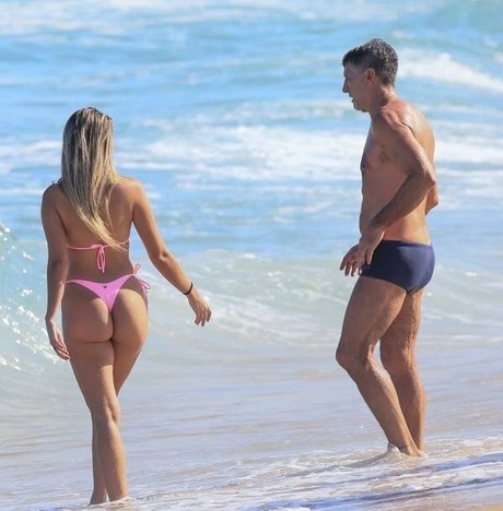 Carolina Portaluppi model high quality img