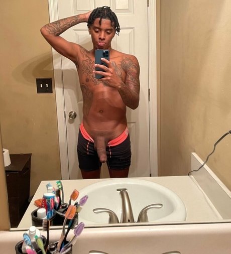 datwayaton model nice photo