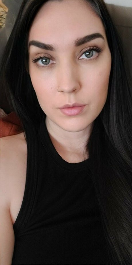 ojeniferann top model photo